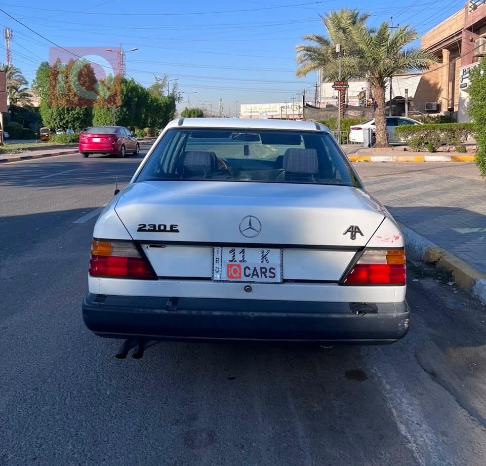 مرسيدس بنز E-Class